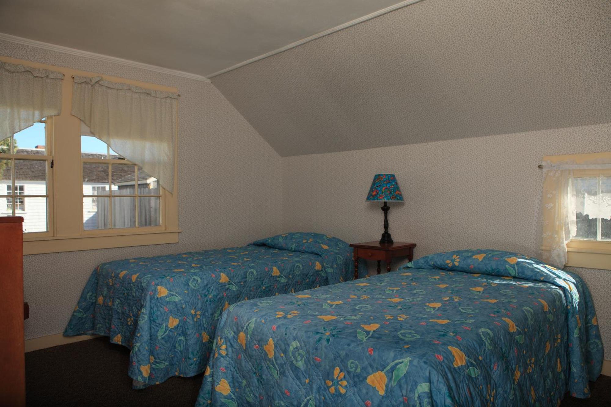 Kalmar Village & Tradewinds Hotel 3*