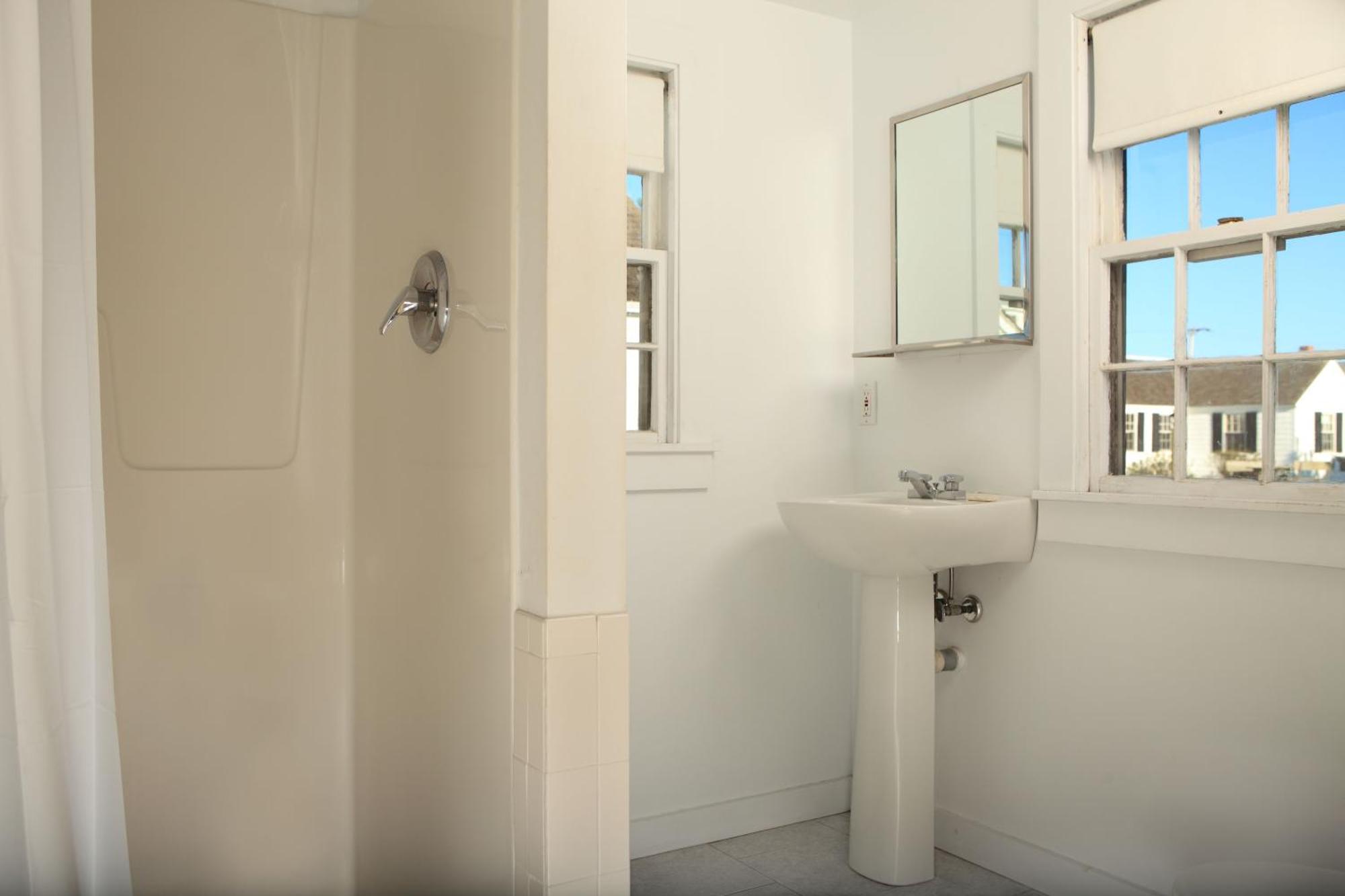 Kalmar Village & Tradewinds Hotel North Truro