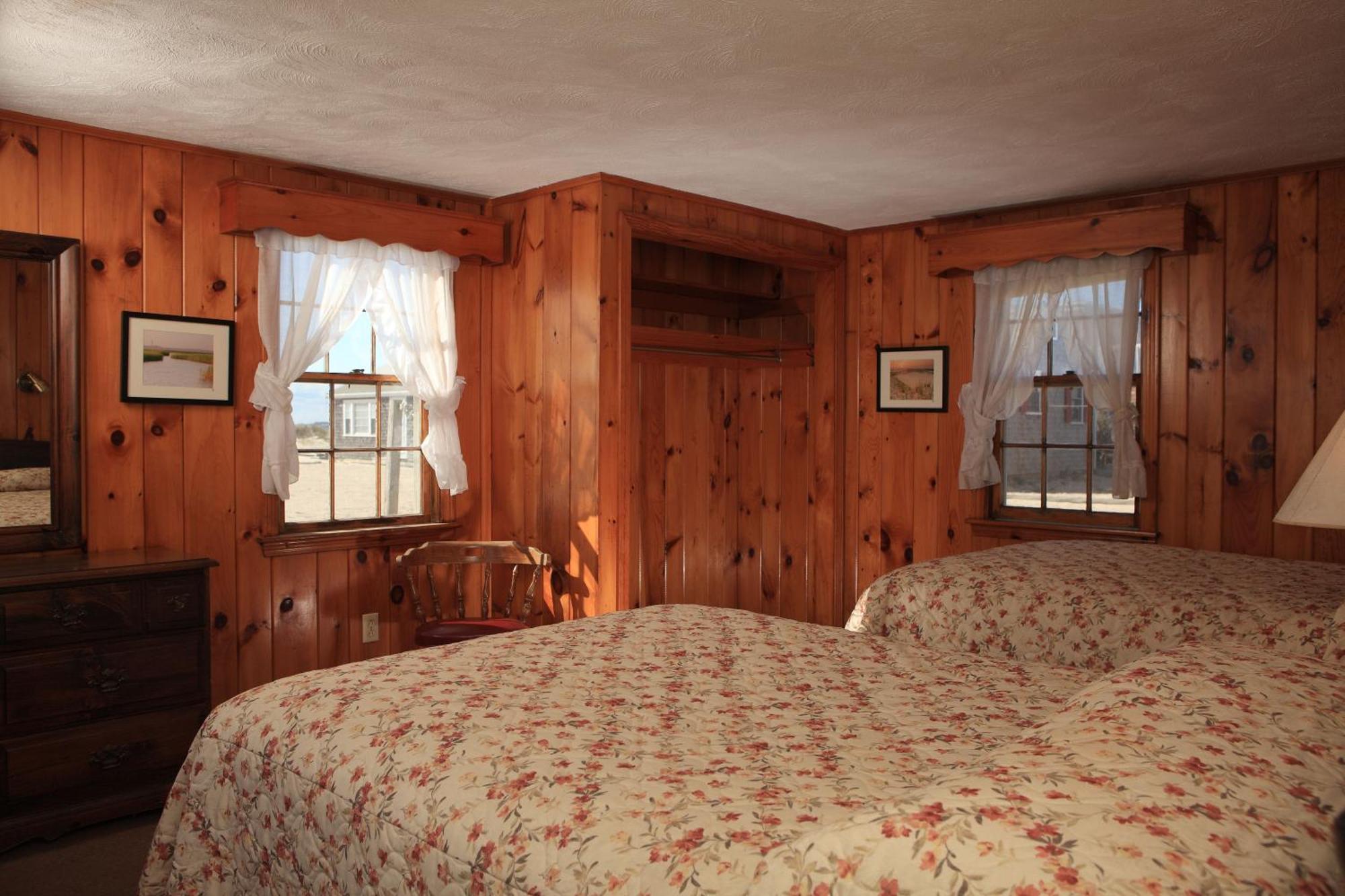 Hotel Kalmar Village & Tradewinds 3*
